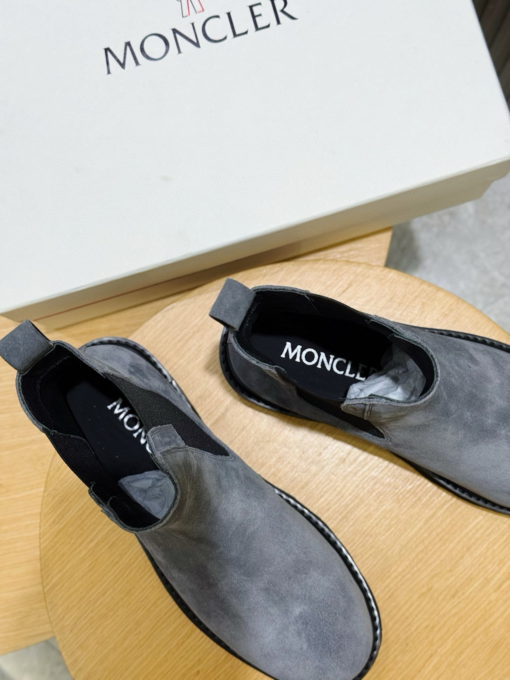 Black Chelsea Boots – Clean & Timeless