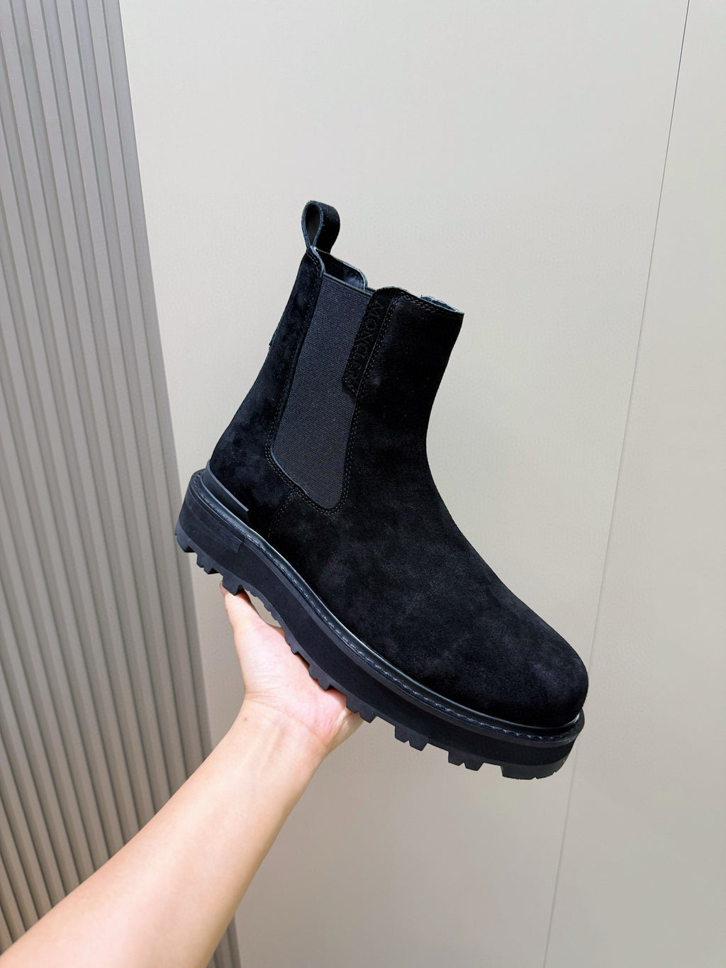 Black Chelsea Boots – Clean & Timeless