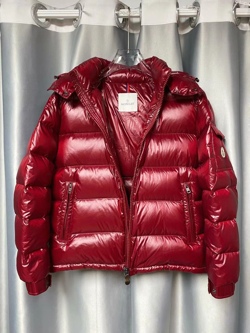 Men’s Glossy Red Puffer Jacket – Premium Winter Coat | Shop London