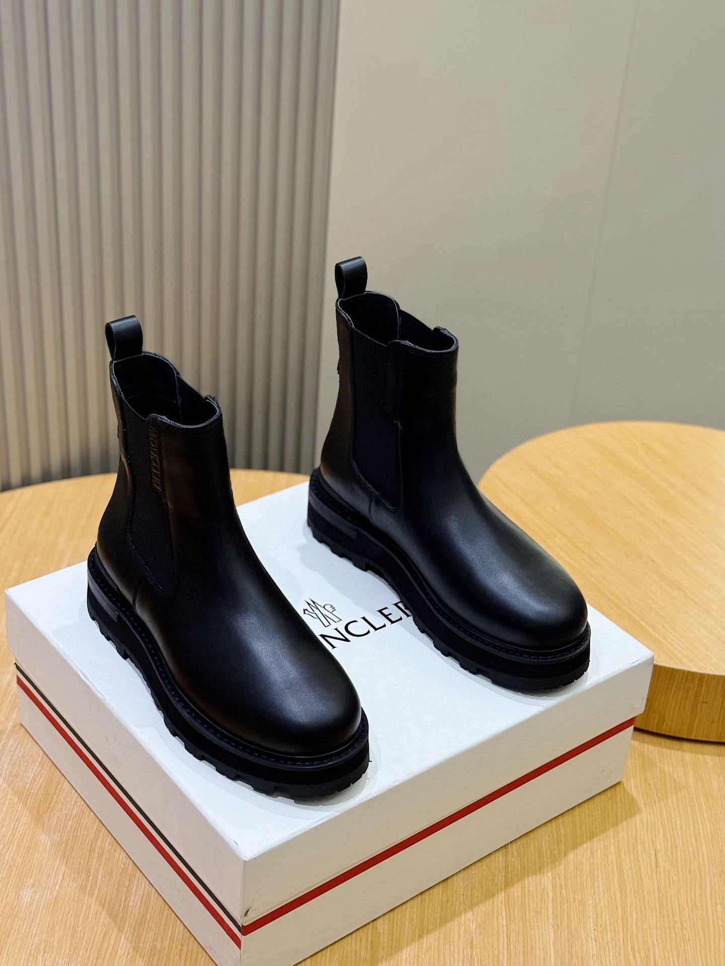 Black Chelsea Boots – Clean & Timeless
