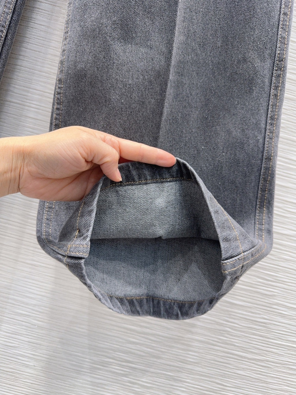 Grey Denim Set – Jacket & Straight-Leg Jeans