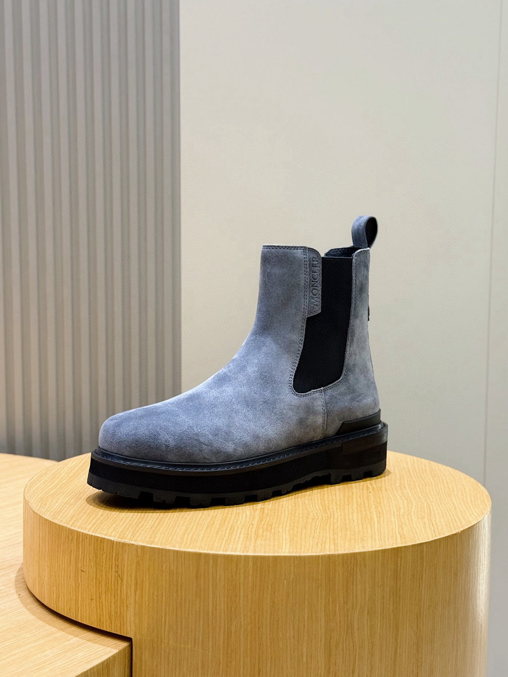 Black Chelsea Boots – Clean & Timeless