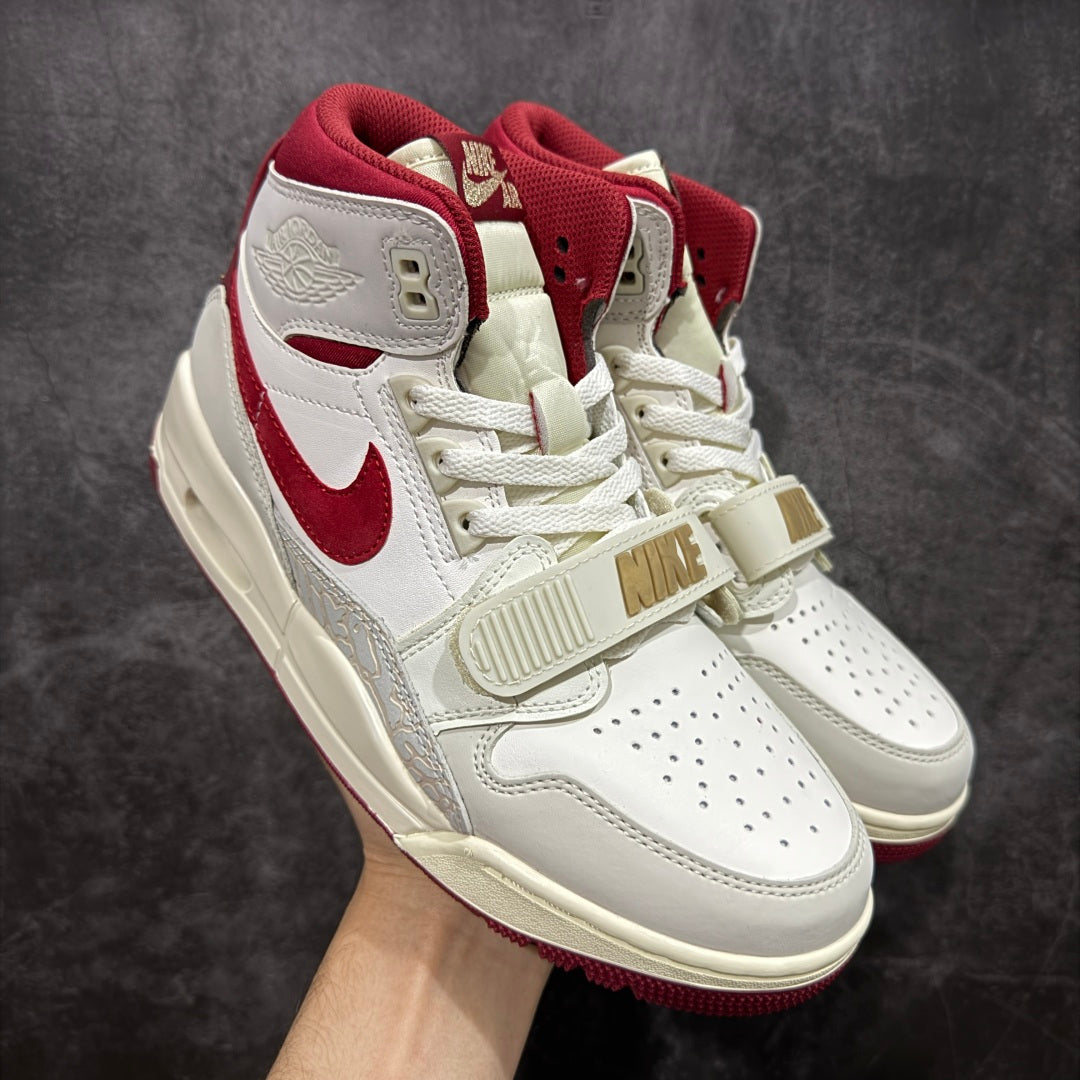 ⸻

Premium High-Top Sneakers