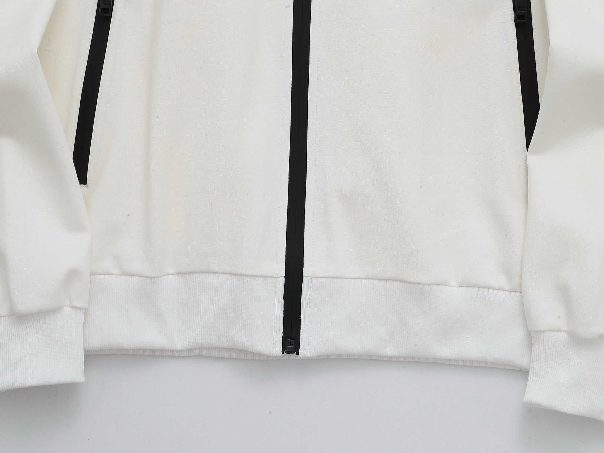 Men’s Premium White Tracksuit – Luxury Zip Jacket & Joggers Set