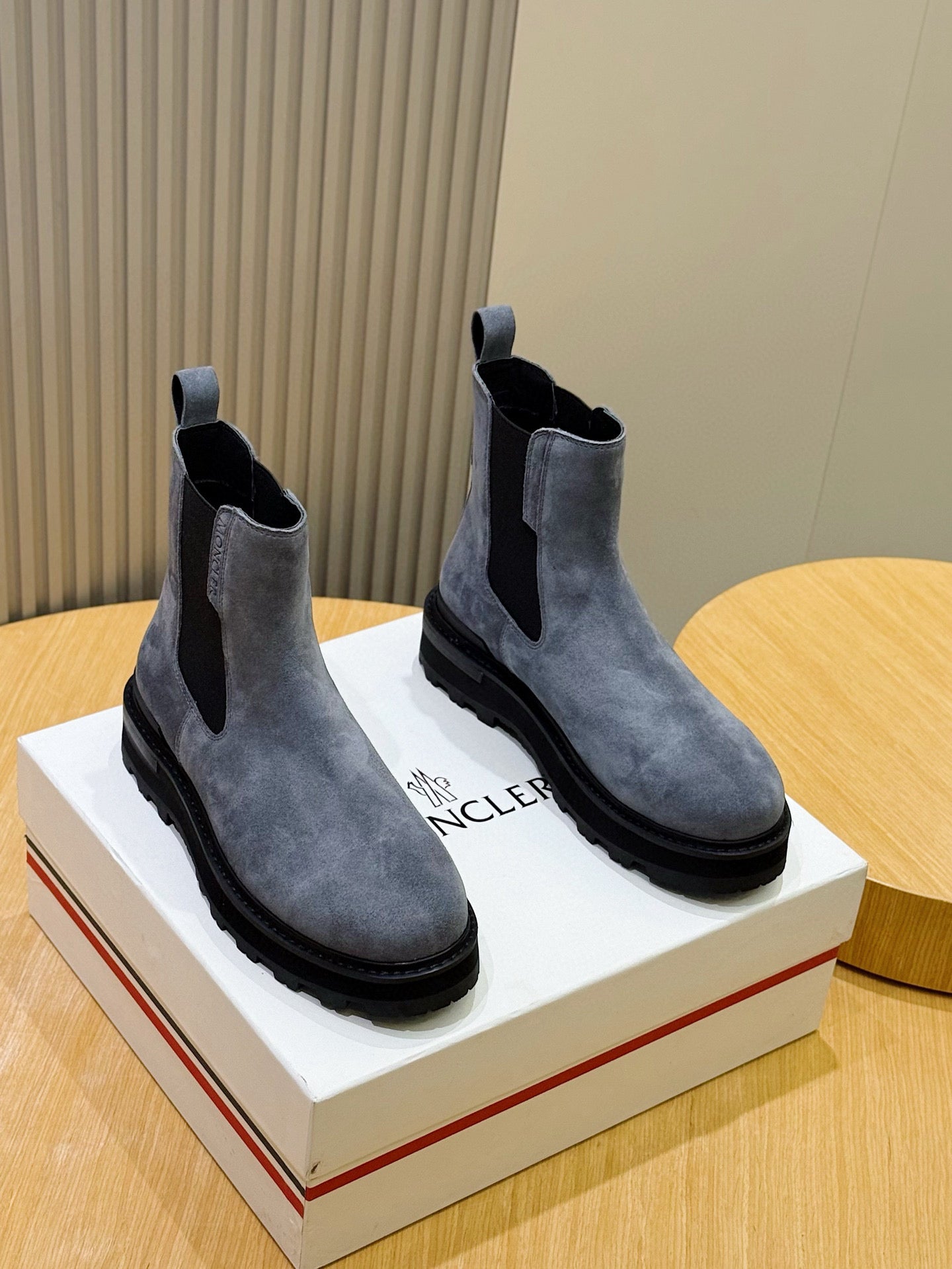 Black Chelsea Boots – Clean & Timeless