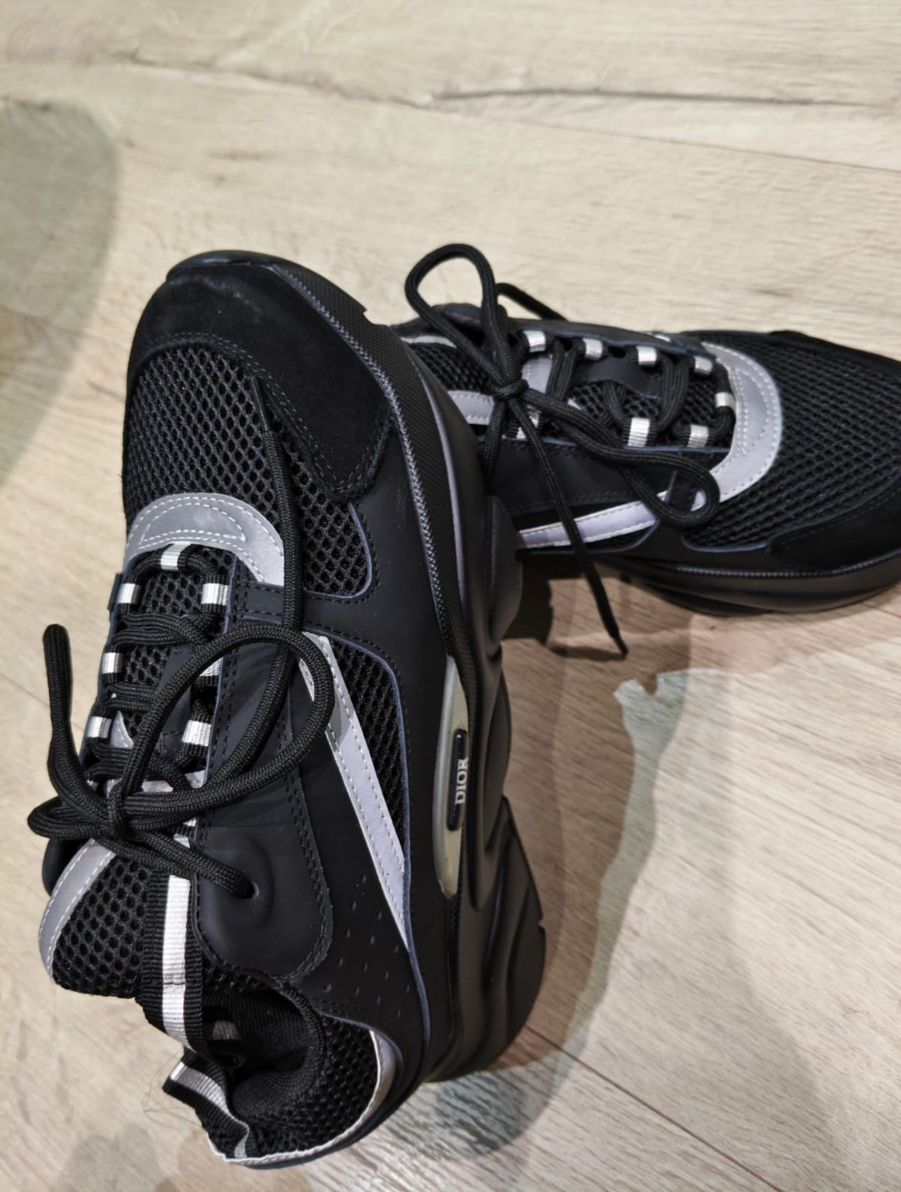 Premium Black Designer Sneakers – Everyday Comfort & Modern Style