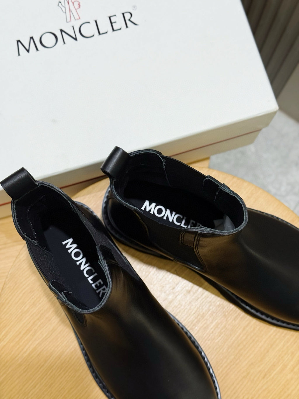 Black Chelsea Boots – Clean & Timeless