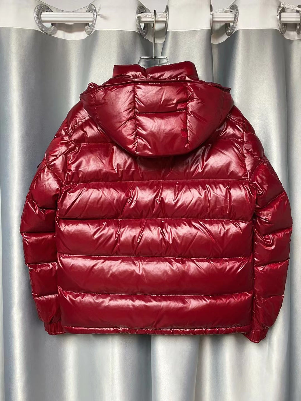 Men’s Glossy Red Puffer Jacket – Premium Winter Coat | Shop London
